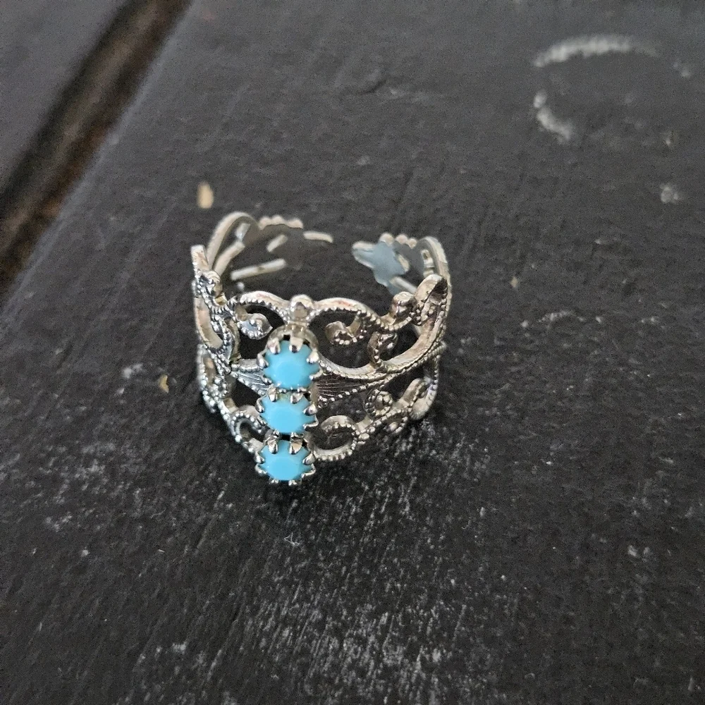 Silver and Faux Turquoise Blue Ring Filigree Adjustable One Size Women's Jewelry